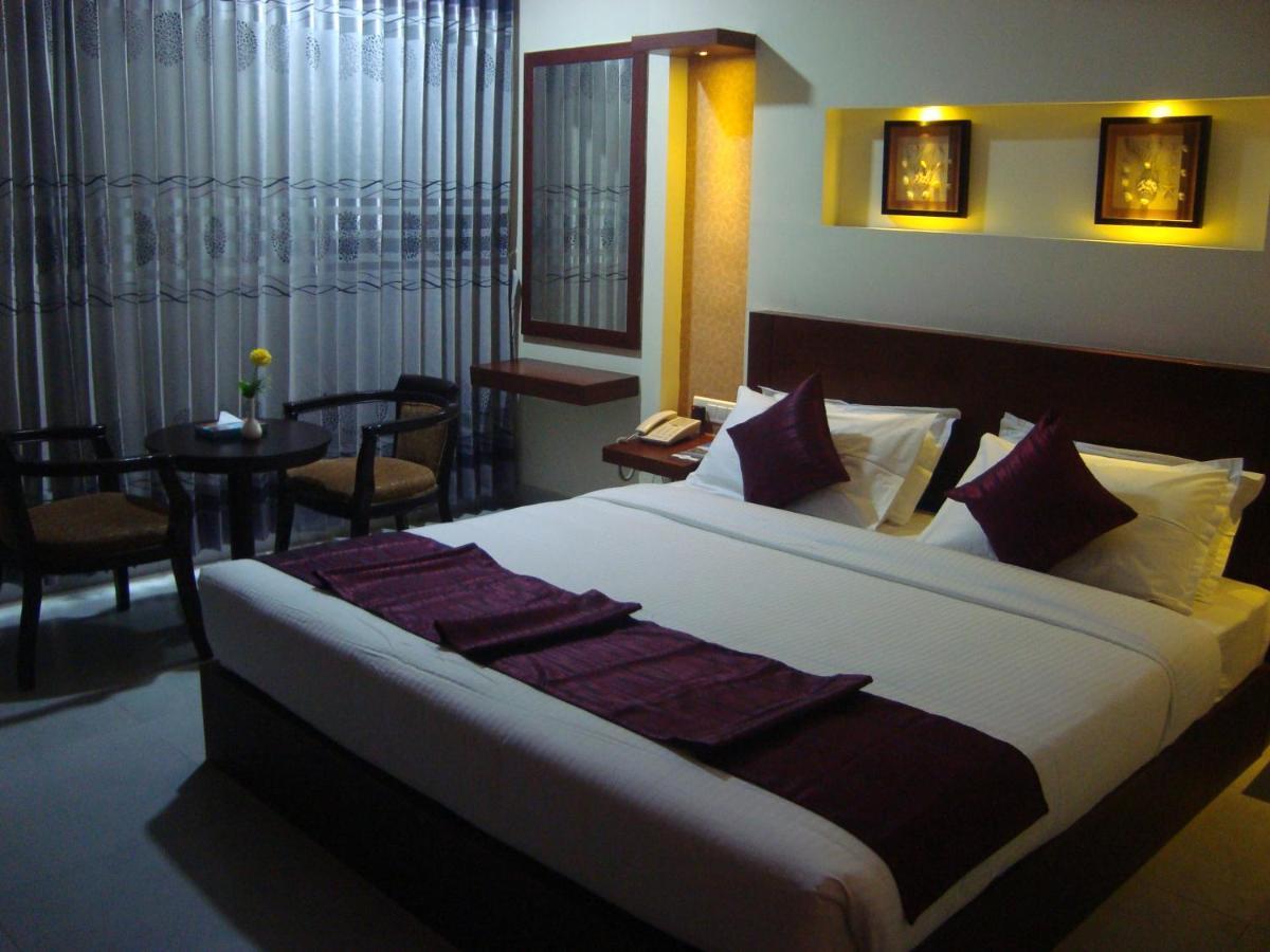 Rouba Residency Hotel Ponnāni المظهر الخارجي الصورة