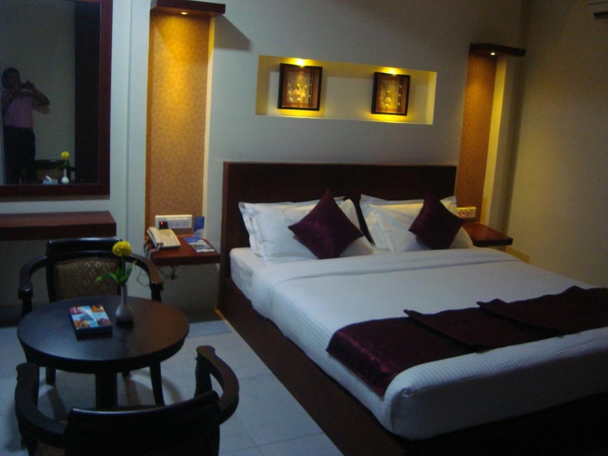 Rouba Residency Hotel Ponnāni المظهر الخارجي الصورة